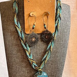 Turquoise and Gold Braided Necklace Set